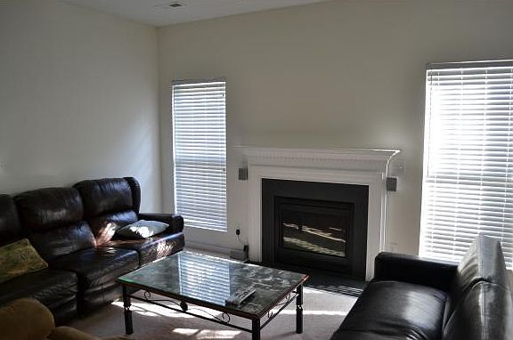 5th image of 1919 Munn Pointe Dr