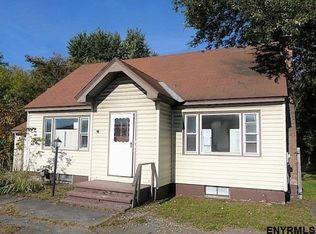 140 W Campbell Rd, Schenectady, NY 12306