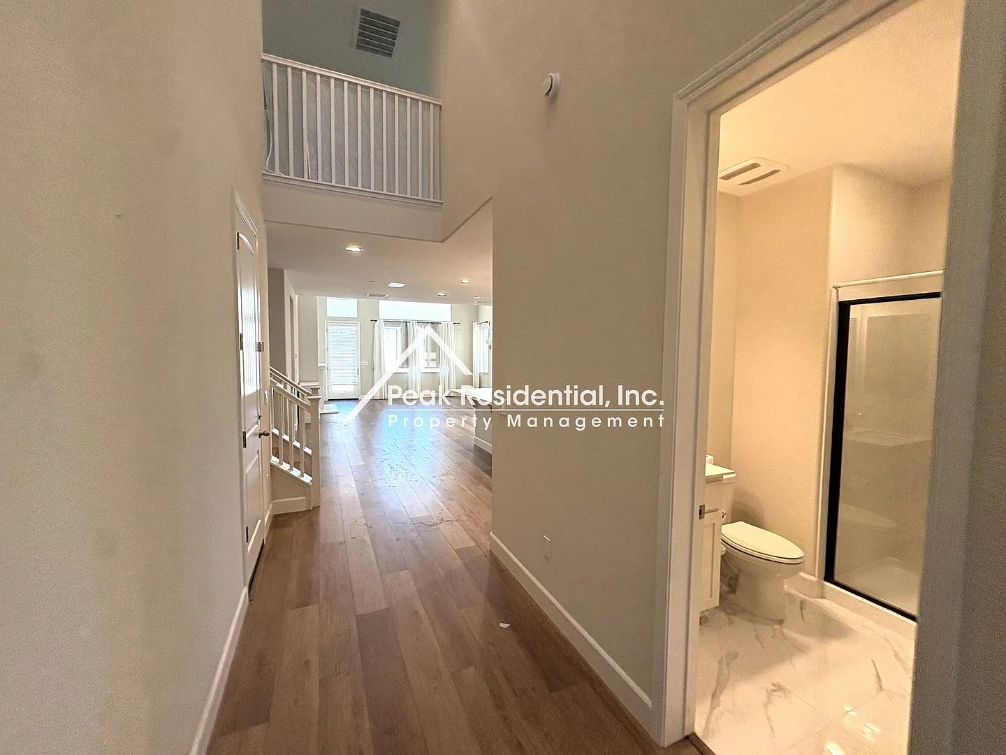 Updated 4bd/3ba West Sacramento House With Loft! — Photo 2