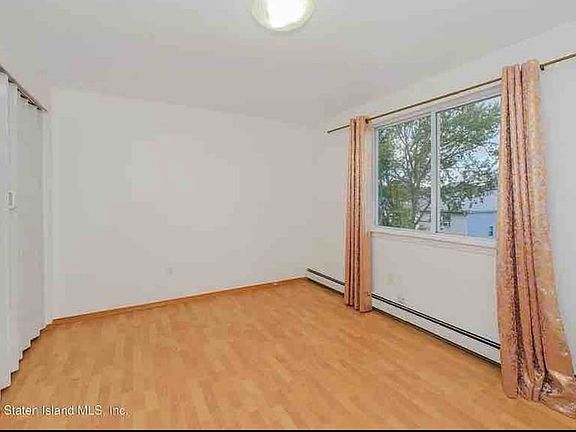 2nd image of 29 Elmtree Ave #2