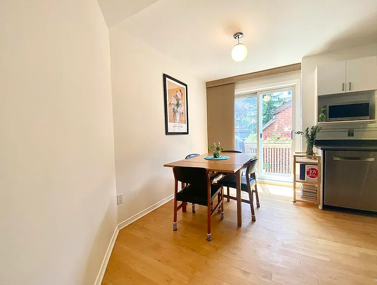 7 Bertrand St — Photo 2