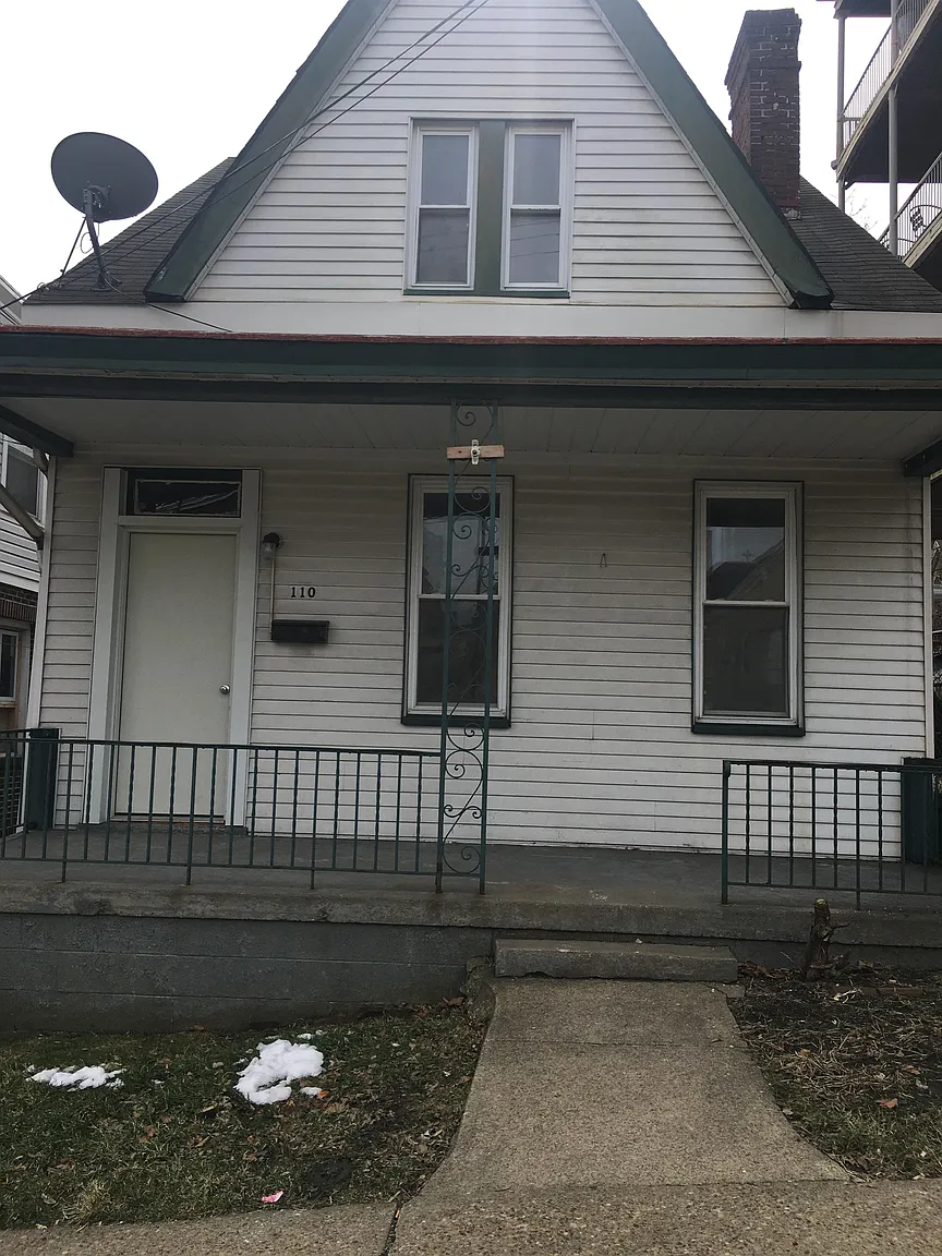 110 Giffin Ave photo 1
