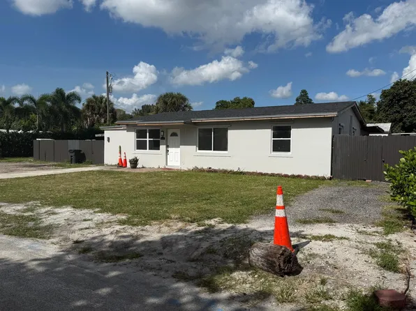 4375 Brentwood Court, West Palm Beach, FL 33406