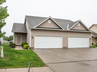 9404-9406 N Gower Ave, Kansas City, MO 64154