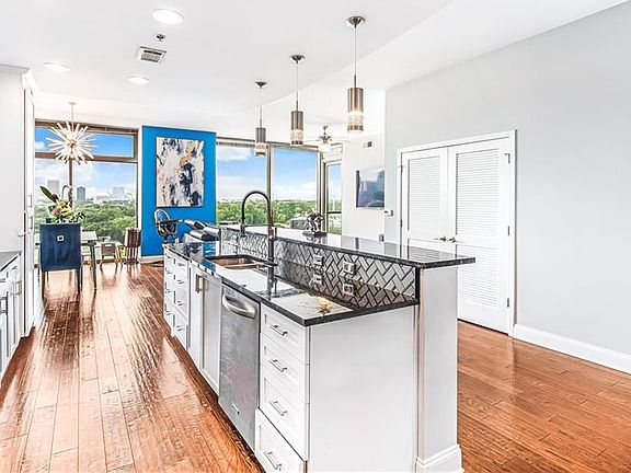 3rd image of 270 17th St NW Unit 1409