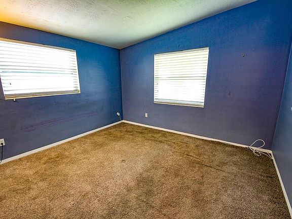 4th image of 273 Wertz Dr