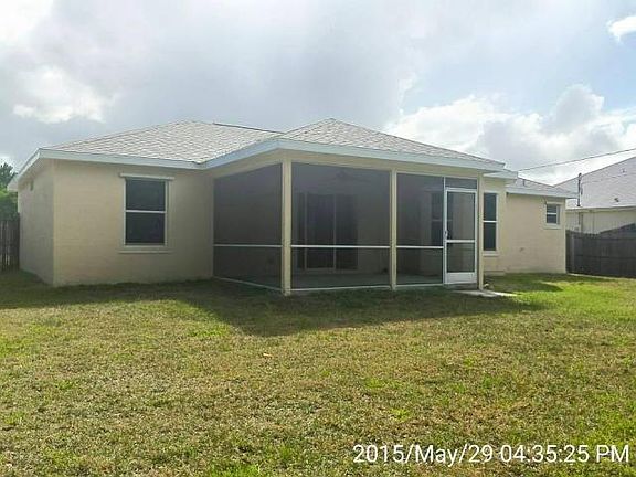 3rd image of 1913 SW Aquarius Ln