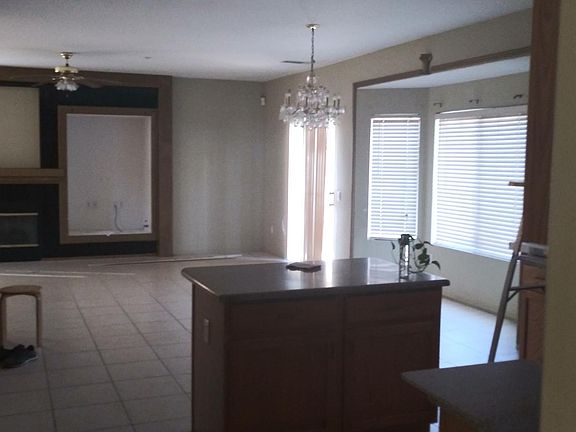3rd image of 14530 Halifax Cir