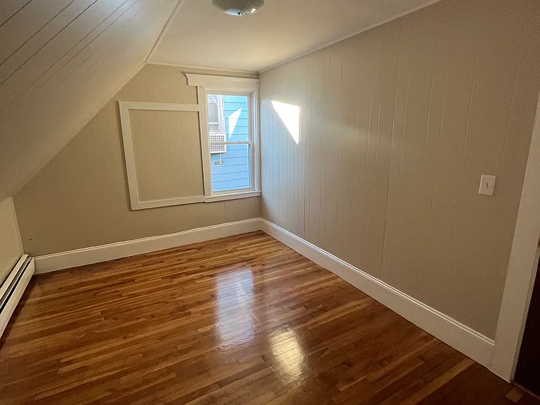 2 Park St #3 — Photo 3