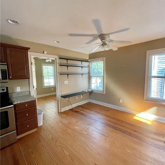 110 E Duffy St #CARRIAGE HOUSE — Photo 6