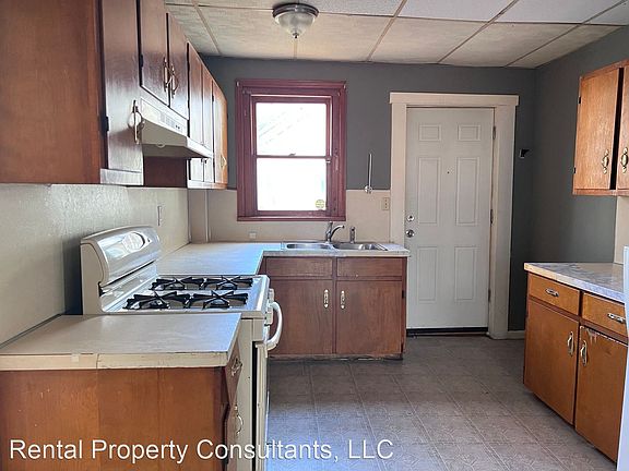 4th image of 710 9th St NW #1