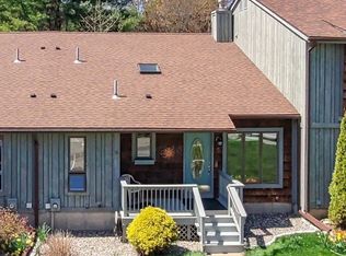 5 Meadowbrook Ln #5, Palmer, MA 01069