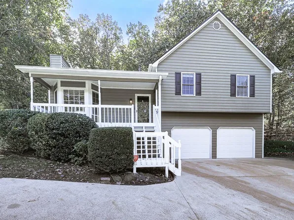 921 White Stag Ln, Canton, GA 30115
