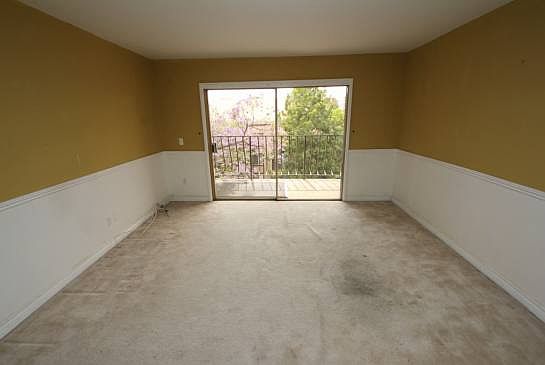 4th image of 330 N Jackson St APT 311