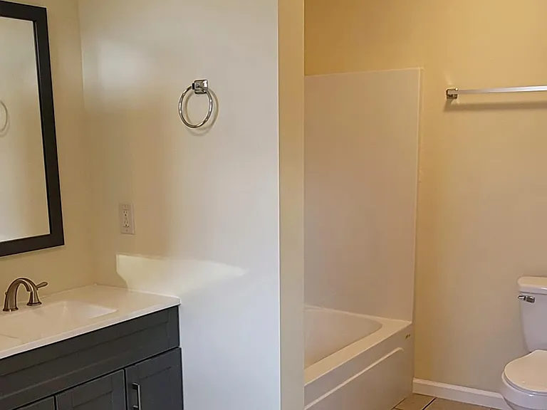 53 Pennington Rd #A2 — Photo 7
