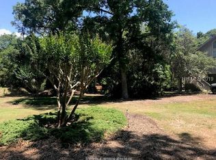 18 Hickory Ln, Hilton Head Island, SC 29928