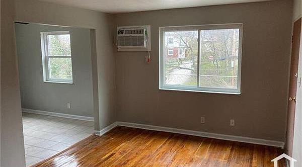 1st image of 3037 Bracken Woods Ln #4