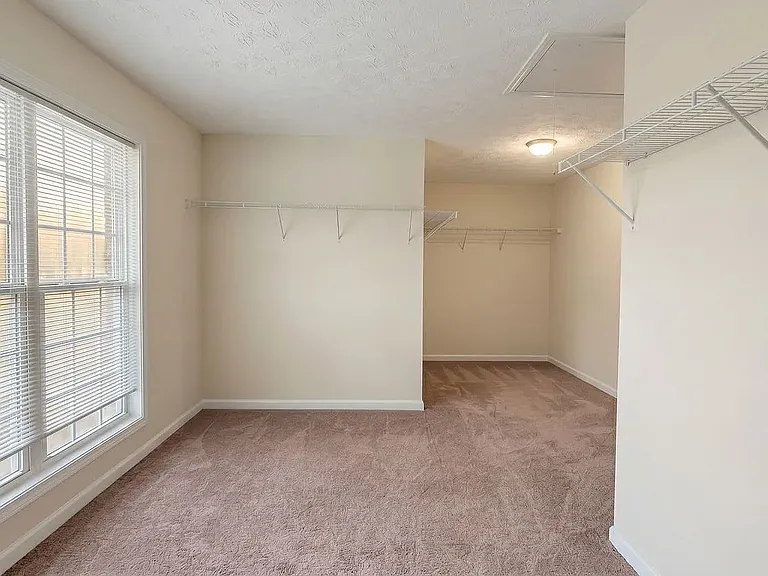 2909 Rusticwood Dr — Photo 24