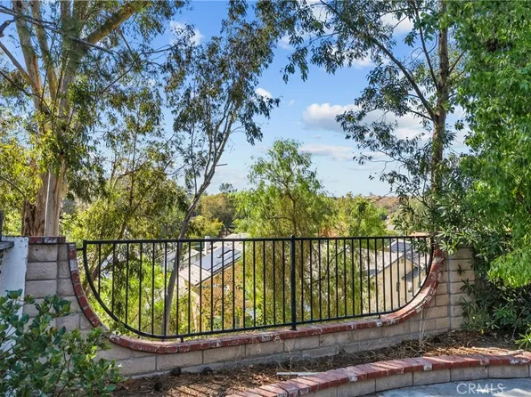 26825 Pamela Dr, Santa Clarita, CA 91351
