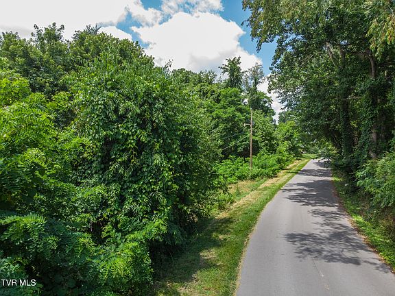 3rd image of 283 Old Milligan Hwy