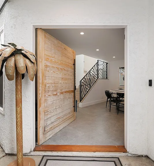 221 Memphis Ave — Photo 2
