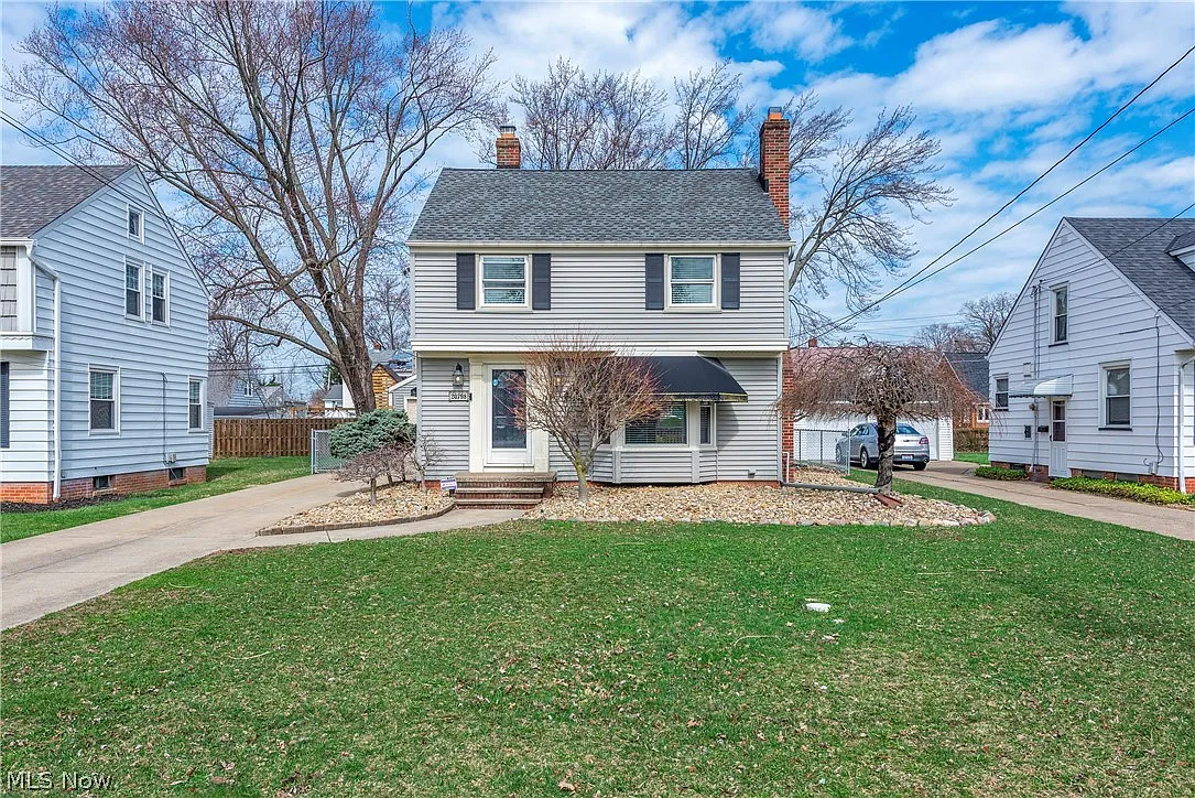 20798 Eastwood Ave photo 1