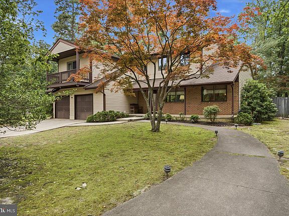4th image of 23 Hartley Ln