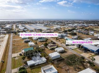 113 Sherry St, Port O Connor, TX 77982