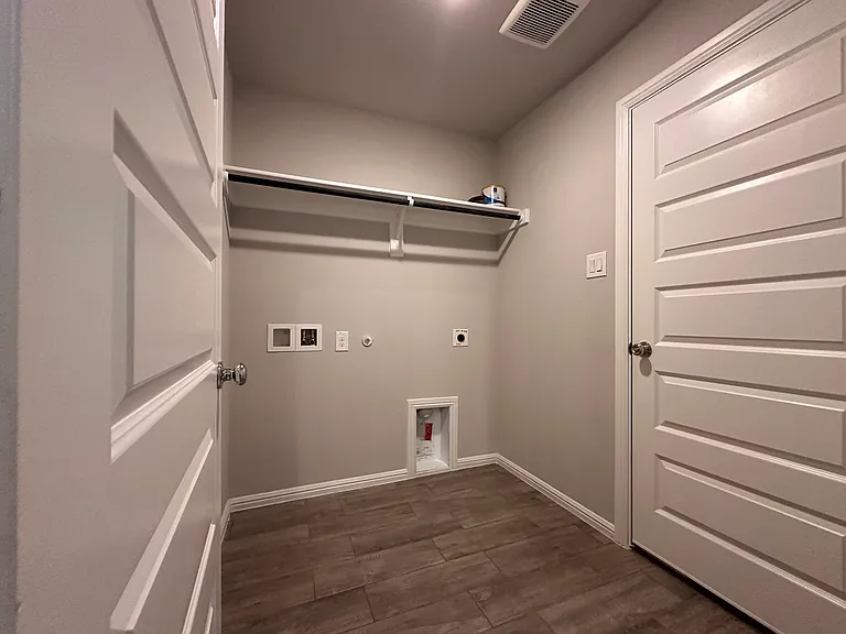 2516 Rambling Rd — Photo 11