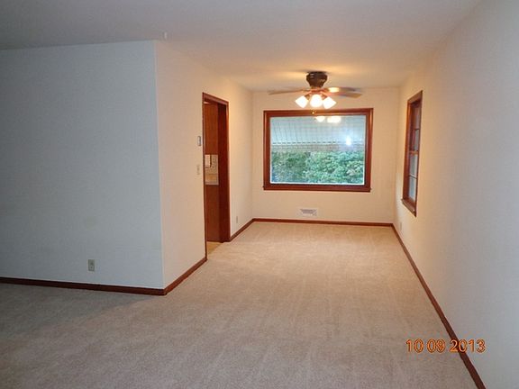 4th image of 20 S Adams St