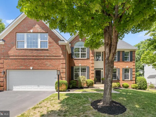 819 Saddleback Pl NE, Leesburg, VA 20176