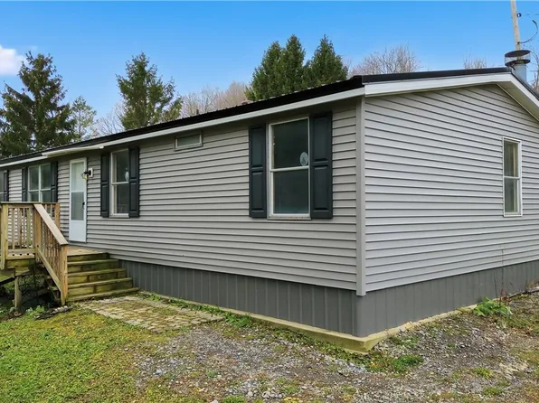 273 Wall St, West Winfield, NY 13491