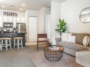 50670 Santa Rosa Plz APT 4, La Quinta, CA 92253