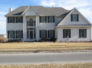 3903 N 153rd St, Omaha, NE 68116