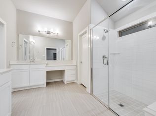 173 Coyote Creek Dr, Lavon, TX 75166