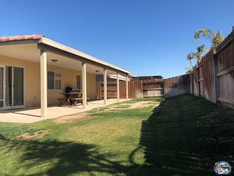 363 Foxtrail Dr — Photo 2