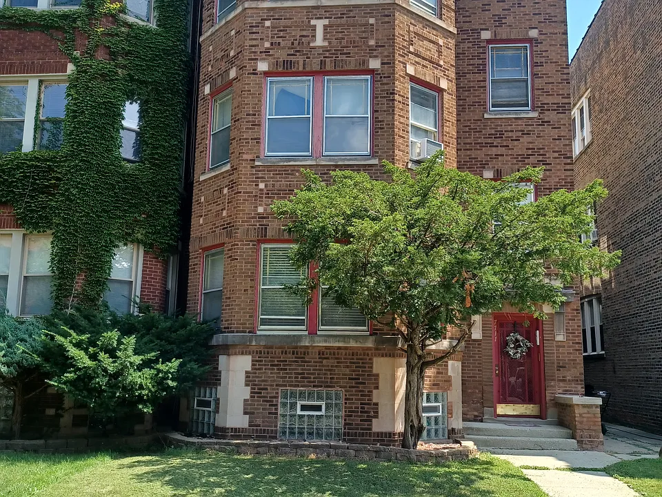 7711 S East End Ave #3