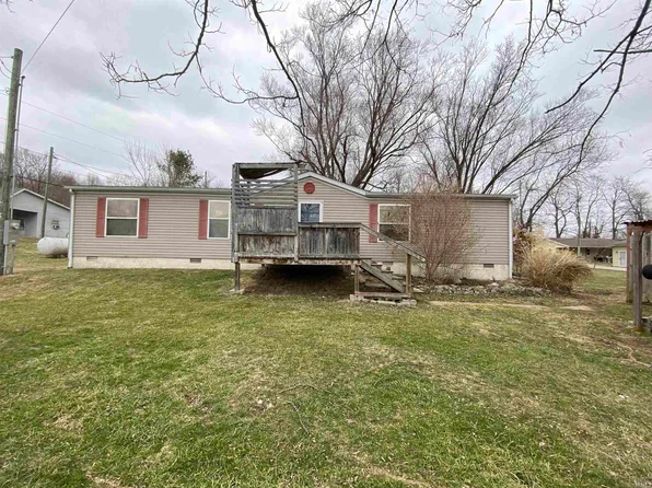 33 Allen St, Heltonville, IN 47436