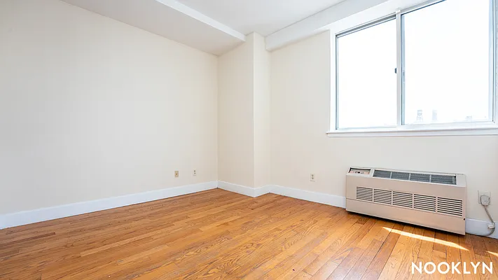 Rented by Nooklyn NYC LLC | media 17