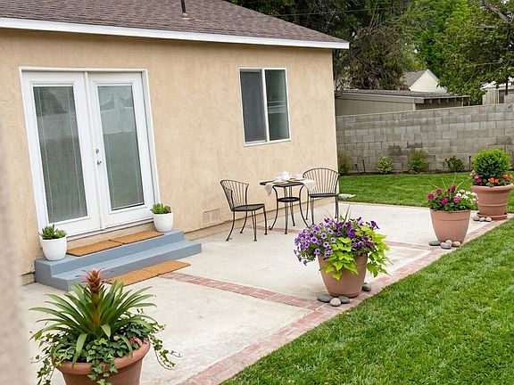 5th image of 5770 Hesperia Ave