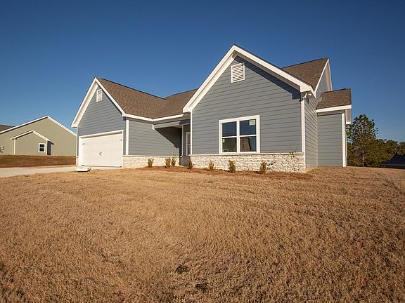 2nd image of 13 Shiloh Dr