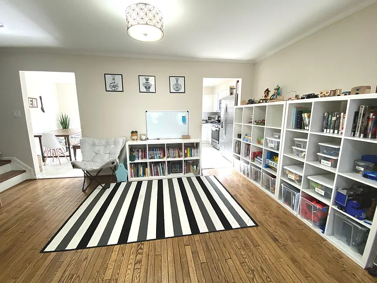 dining room/playroom