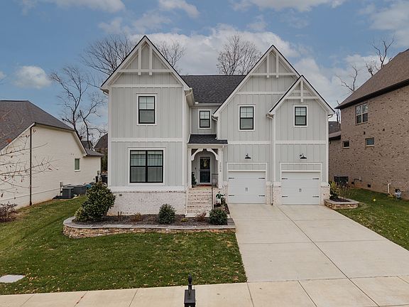 2nd image of 2604 Bramblewood Ln