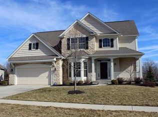9560 Mission Dr, Plain City, OH 43064