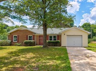 216 Mapleleaf Rd, Statesville, NC 28625
