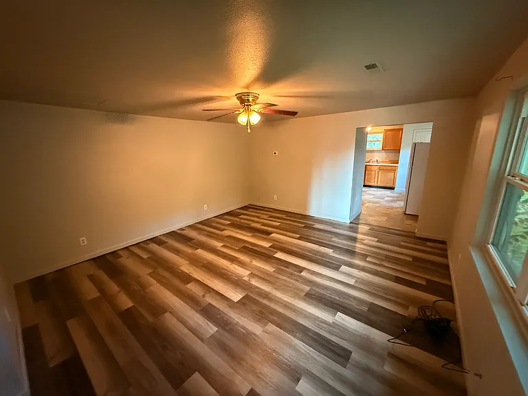 1004 N 13th St #1 — Photo 5