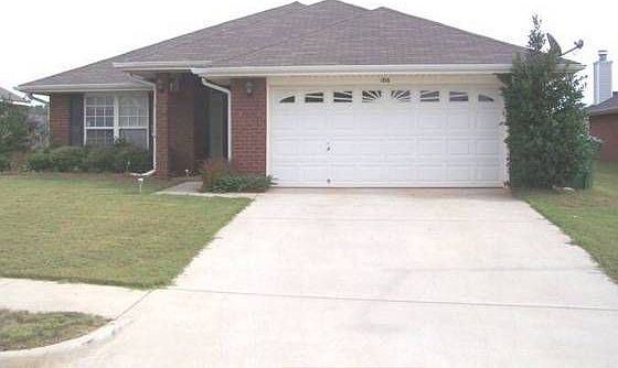 1st image of 106 Herrick Dr SW