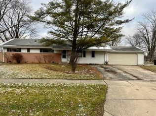 495 Mohave St, Hoffman Estates, IL