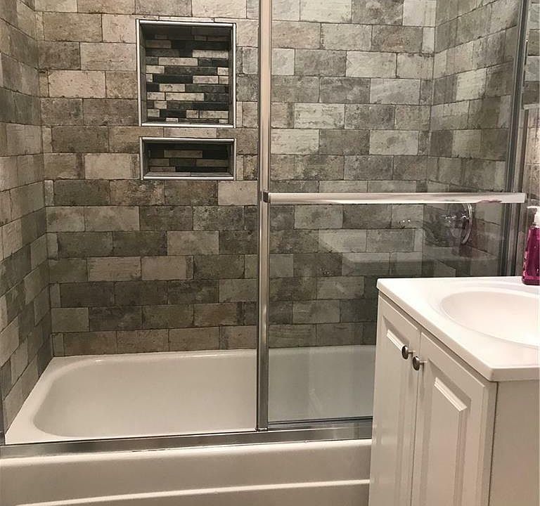1st image of 6 Charles Ln APT 1C