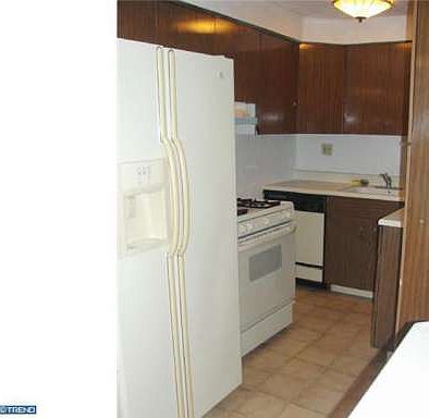 5th image of 1302 Kimberly Dr